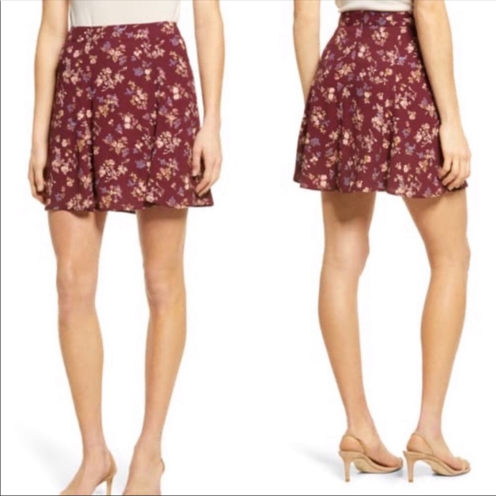 NWT Reformation Flounce Skirt in Chantelle size 8